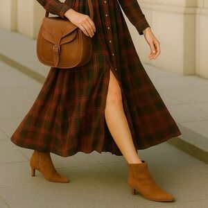 Universal Thread Taylor Suede Pointed-Toe Ankle Boots Size 6 Vegan NWT - No Box